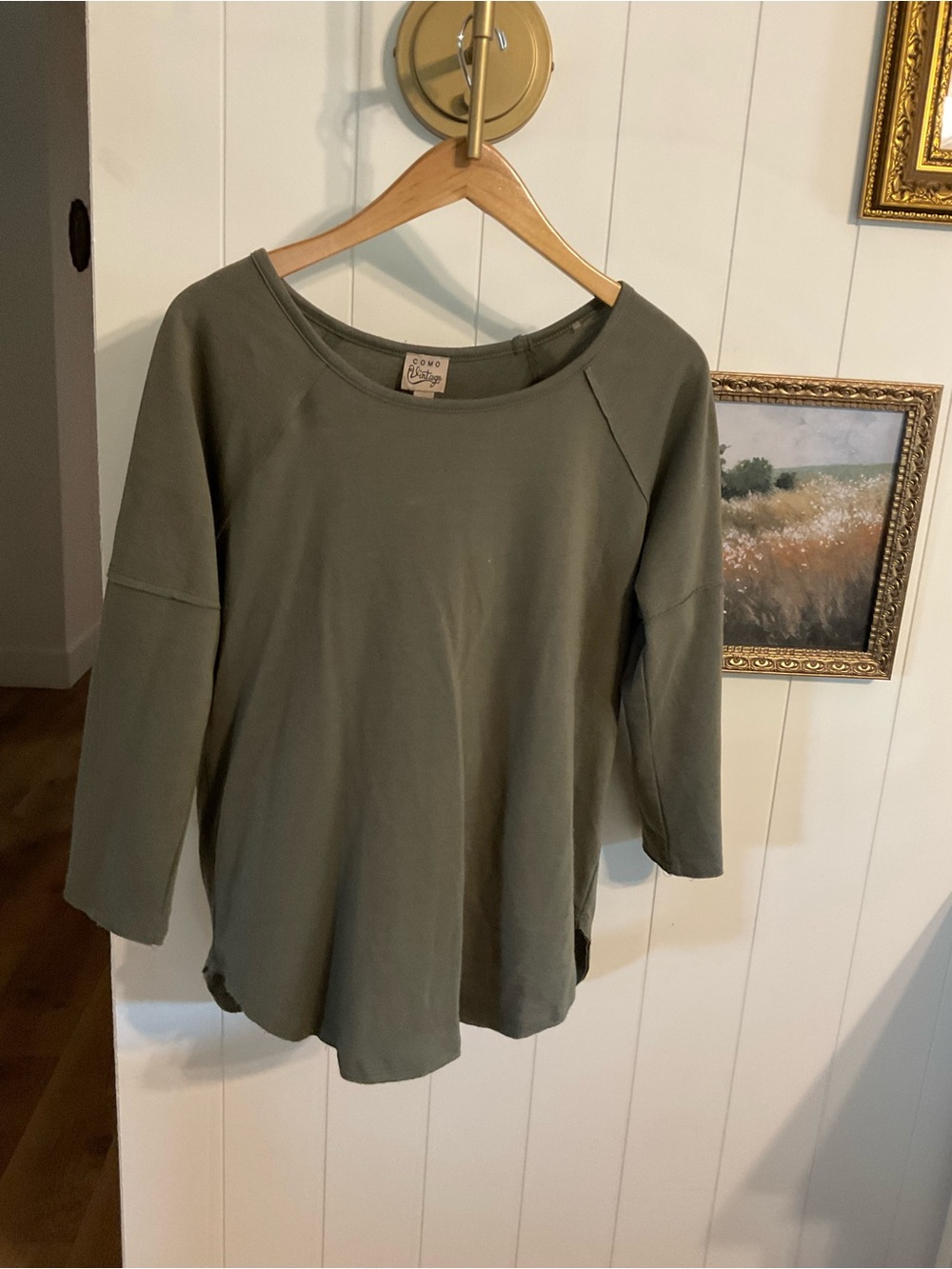 Como Vintage Olive Green Scoop Neck 3/4 Sleeve Top